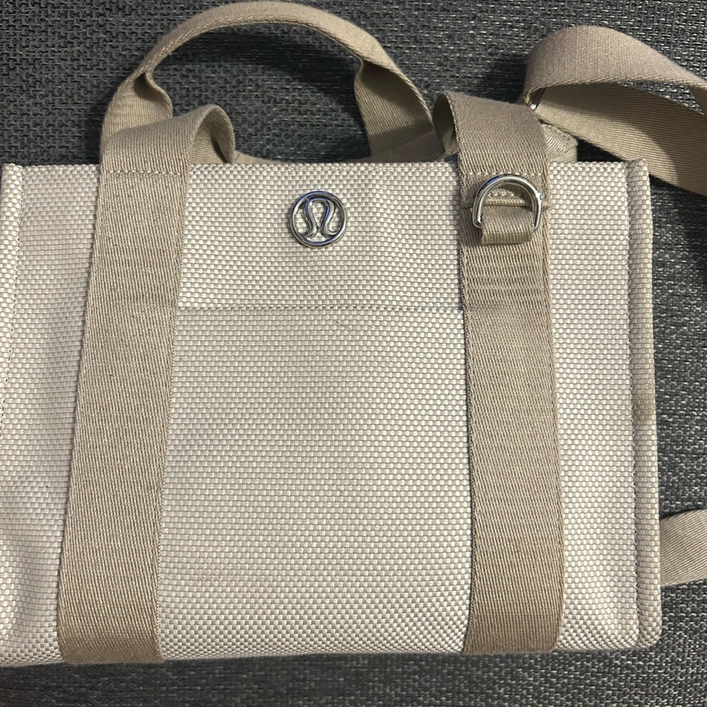 Lululemon Cream Beige Two Tone Mini Canvas Tote Bag 4.5L - Picture 2 of 8